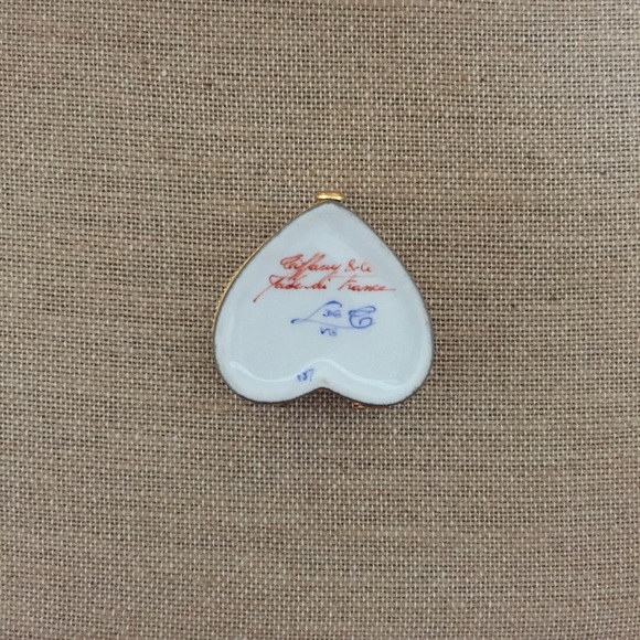 Tiffany & Co. Heart Limoges France Trinket Box - Picture 2 of 7